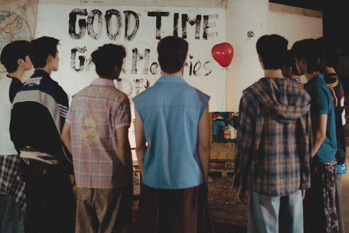Faviq_gnest's tweet photo. Keep our memories. 🗃️

‘Before you go (ถ้าเธอจะไป)’ OFFICIAL MV
05.08.2026, 2.30PM (ICT)

YouTube : gnest_official

#FAVIQ_BeforeYouGo
#FAVIQ
#GNEST https://t.co/EtGMUiYQUO
