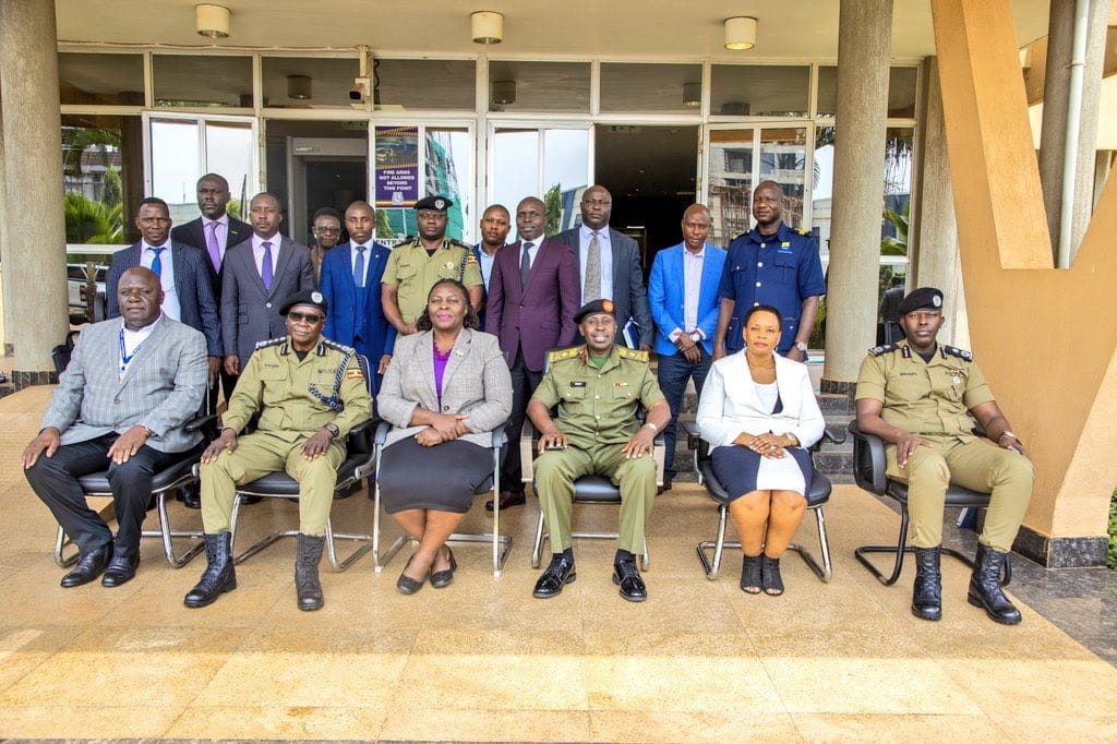 Ashemereir31192's tweet photo. Three years ago, Uganda pledged to protect investments.
Today, @ShieldInvestors celebrates 3 years of safeguarding investments, resolving disputes, and strengthening investor confidence.
Here's to protecting what drives our growth.
Col.@edthnaka
#EmpoweringInvestors https://t.co/IV6sPYFLQs