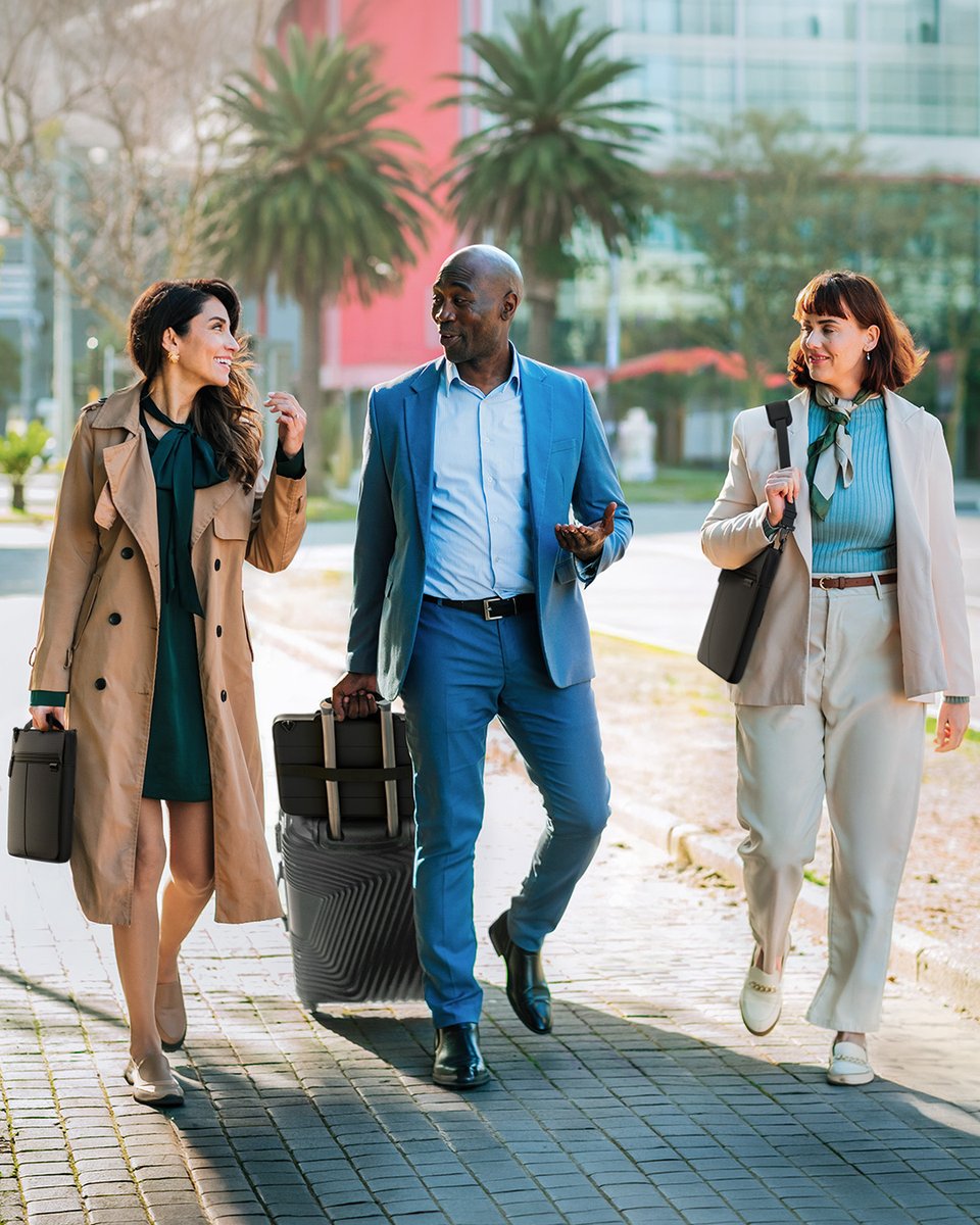 DellTechFrance's tweet photo. 🌍💼 Vos trajets méritent mieux.
Avec les housses Ecoloop, protégez votre appareil tout en adoptant une approche plus durable. Élégantes, pratiques et conçues pour la mobilité de tous les jours.
🌱 Transportez malin. Déplacez-vous avec impact. https://t.co/C8BSQhPHmM