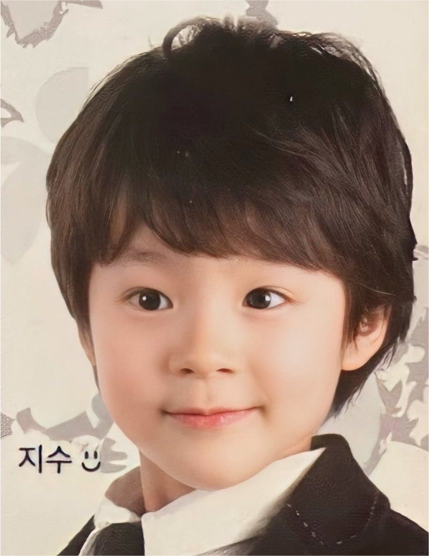 ppolyjenn's tweet photo. ความvisualของโน่มีตั้งแต่เด็กเล็กจนถึงทุกวันนี้เลยค่ะ เครื่องหน้าดีตั้งแต่เกิด สัดส่วนทุกอย่างลงตัวทิ่สุดㅜㅜ https://t.co/QvgdT20lyh