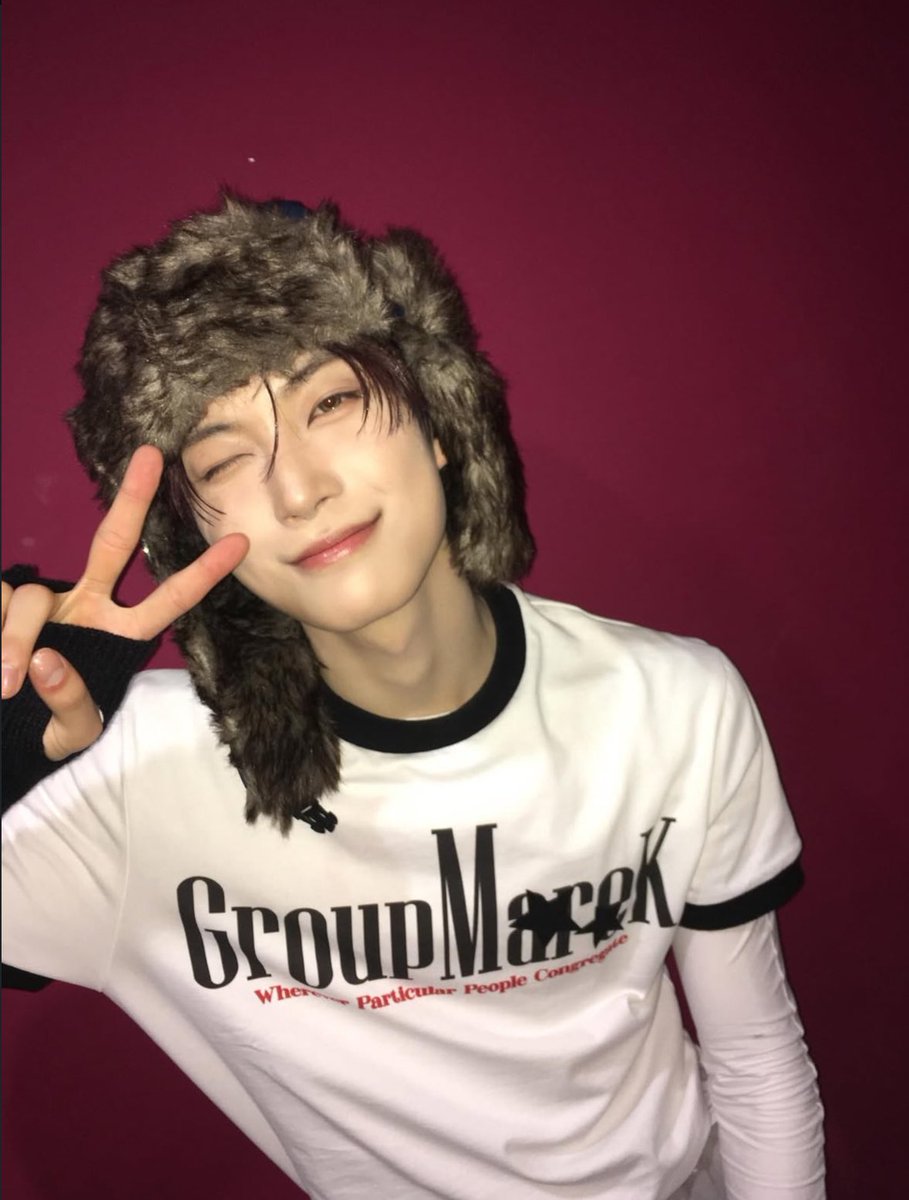 off0oe's tweet photo. 원숭이 말고 네가 좋아하는 설표 시켜줄게 https://t.co/vhCY0tfZZj