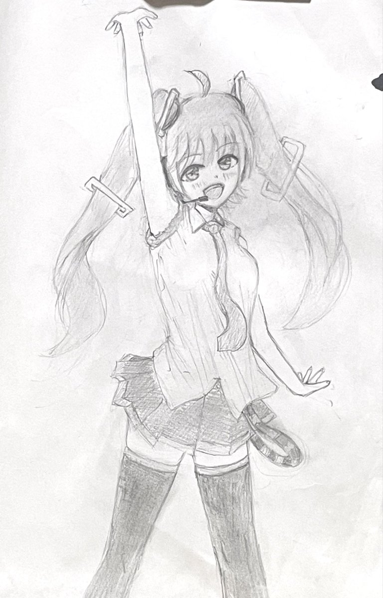 erigu57's tweet photo. 初音ミク練習 https://t.co/A1YIJA9bMz