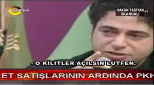 tabellio's tweet photo. @ifreemeibreathe Senin hesabbb niye kapalı ya rtleyemedim ekranım çatladıııııı https://t.co/qU8ShnMy6W