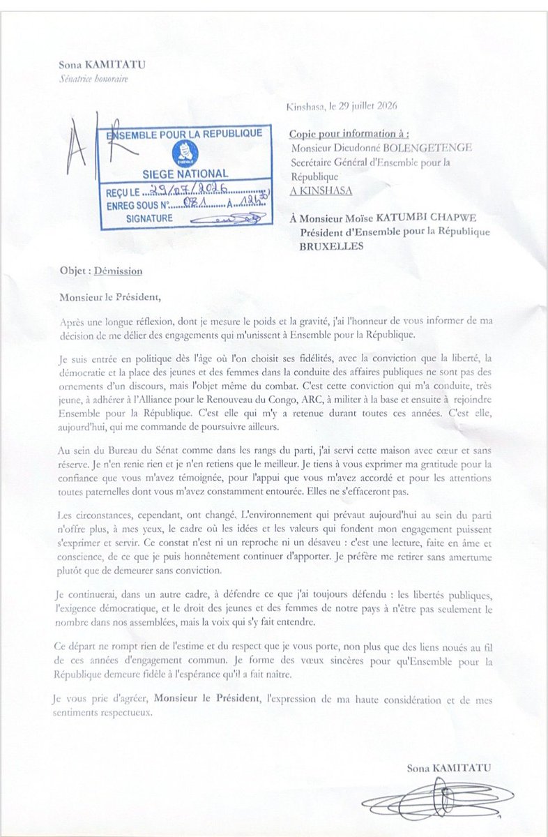 JamsMupualaRdc's tweet photo. #RDC🇨🇩:#Sona_Kamitatu claque la porte de @Ensemble_MK. Dans sa lettre de démission déposée ce jour, la fille de @KamitatuEtsu, rapporteur honoraire du sénat et cadre du parti de @MoiseKatumbi1 indique que l'envoronnement qui prévaut actuellement au sein du parti n'offre plus le cadre où les idées et les valeurs peuvent s'exprimer et servir.