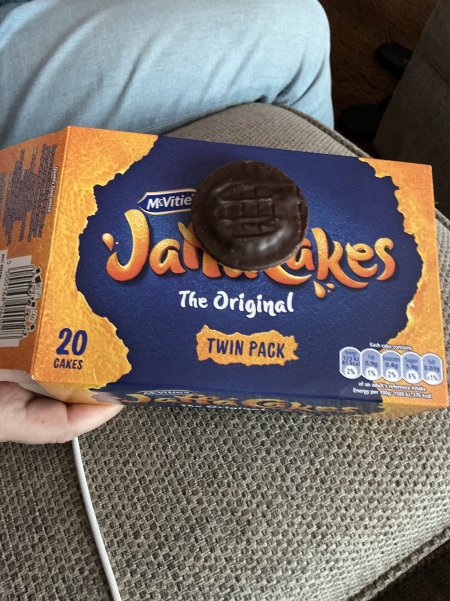Mecanopsis's tweet photo. @McVities “The Original”? You having a laugh?
Not much bigger than a mini, ridiculous!! https://t.co/rZ8IuL8Gzu