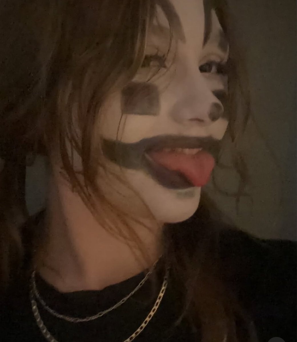 ohnoway999's tweet photo. Cuck wanted a loyalty test - lost her https://t.co/DBDRAGEZRd