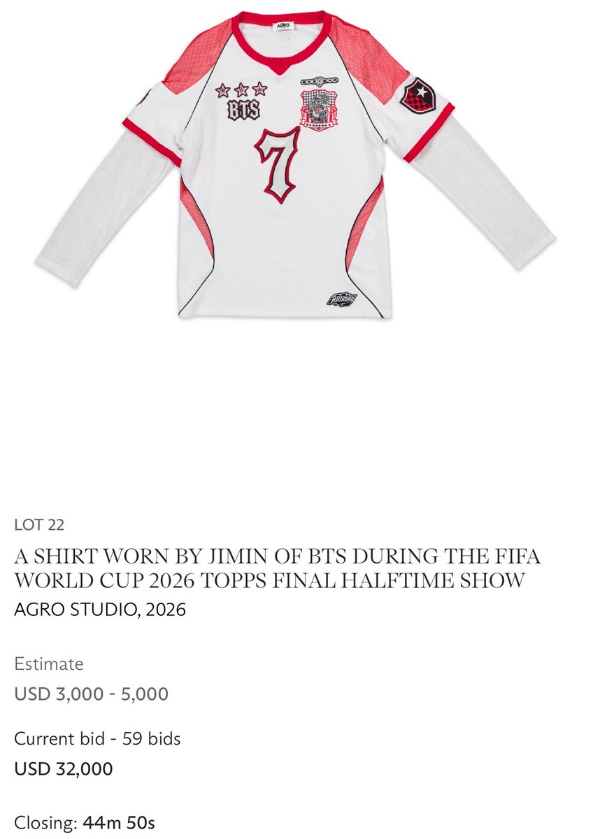 km_charts's tweet photo. With less than an hour left in Christie’s ONE GOAL charity auction, Jimin and Jungkook’s FIFA World Cup Final items have each reached $32,000

Both are the third highest-bidded pieces in the auction, only behind the FIFA Final game ball and Messi’s signed Argentina jersey https://t.co/DfRZ3O5yNl