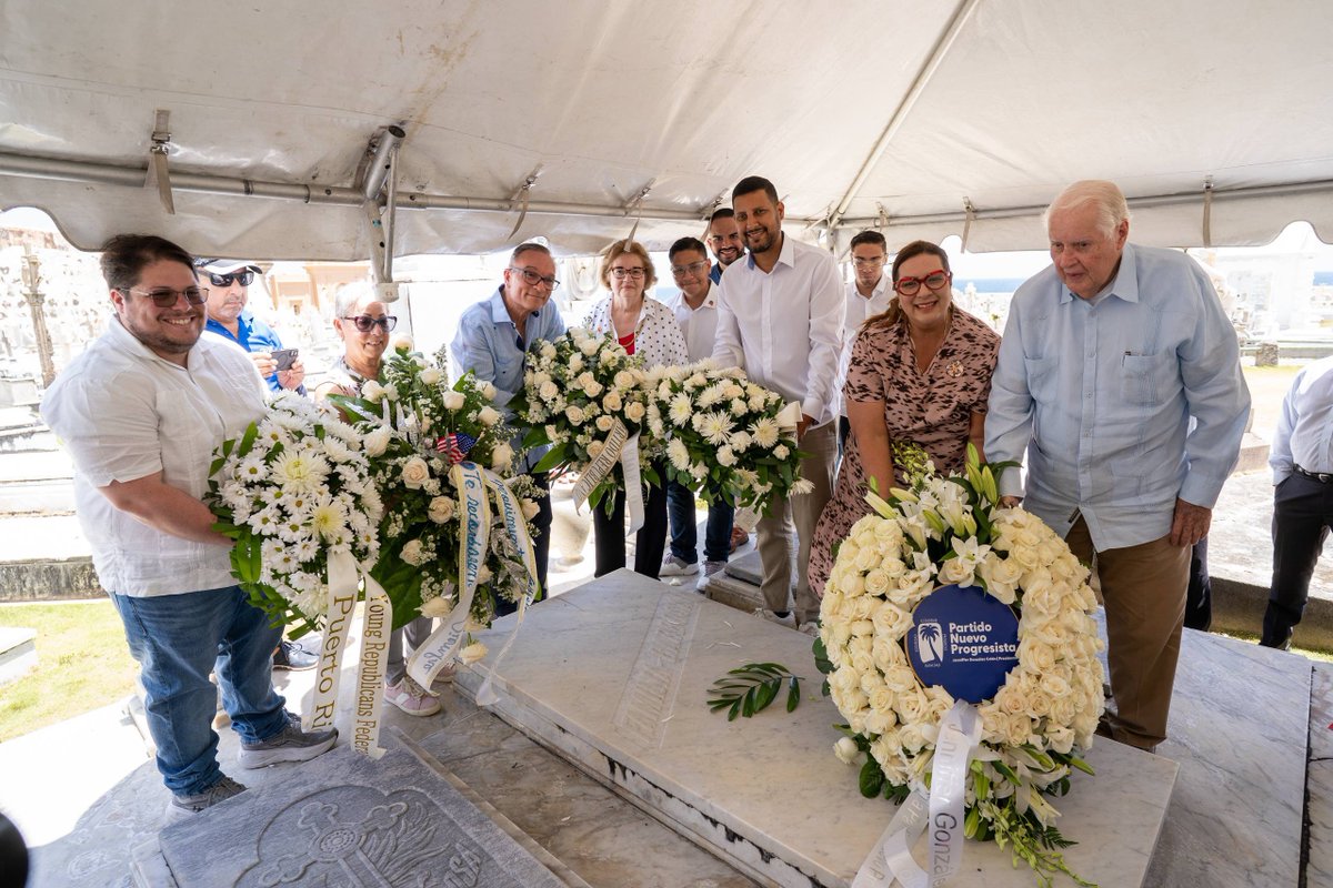 Republicans_PR's tweet photo. Barbosa Vive | Como todos los años el Partido Republicano de PR se reunió el 27 de julio en el Cementerio del Viejo San Juan para honrar la memoria de quien fundara el Partido Republicano en la isla en el 1899 y padre del movimiento estadista, el Dr. José Celso Barbosa.

El presidente estatal Ángel Cintrón junto a la Delegada Nacional Zoraida Fonalledas compartieron sus reflexiones sobre la vida y legado del Dr. Barbosa y la aportación al movimiento estadista de la actualidad. La Senadora Roxanna Soto Aguilú presentó la proclama de la Gobernadora Jenniffer González y el exsenador Orlando Parga fungió como orador invitado y rememoró un recorrido del movimiento estadista.