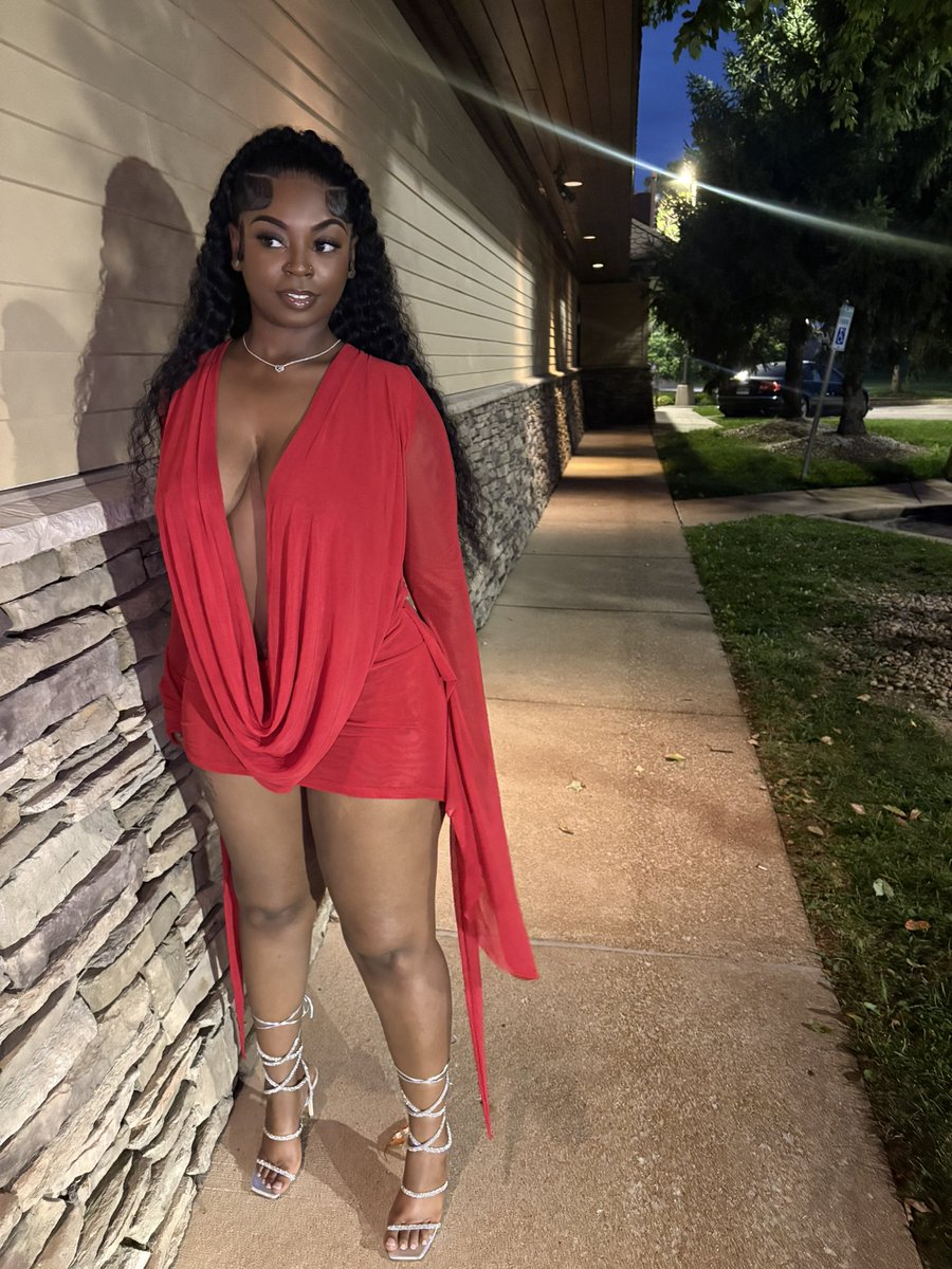 GStasiaa's tweet photo. Who tf betting against me ??? ♥️♥️ https://t.co/WNyapKtDbg