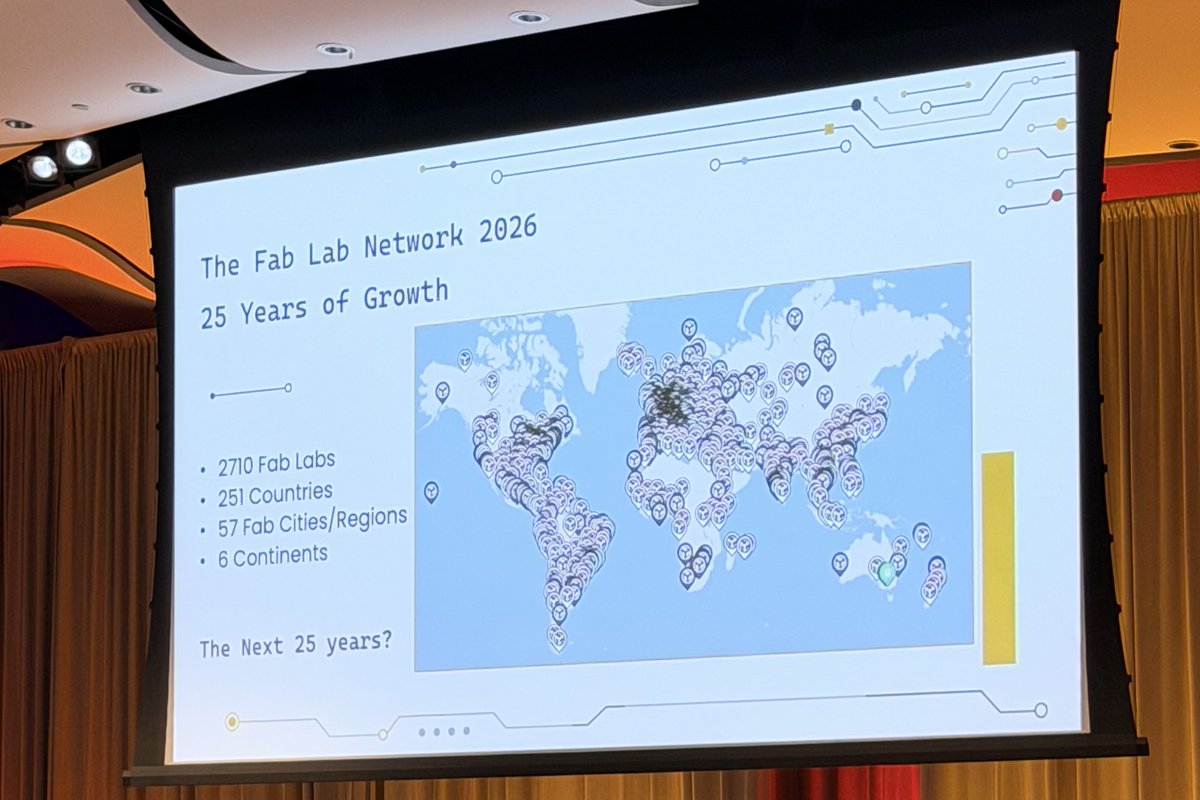 umeznet's tweet photo. 世界ファブラボ会議「FAB26」がスタート。
今年の開催地は、アメリカ・ボストン、MIT。
今日現在、世界中に広がるファブラボは2,700か所を超えるそうです。 https://t.co/1uRp2BkSpY