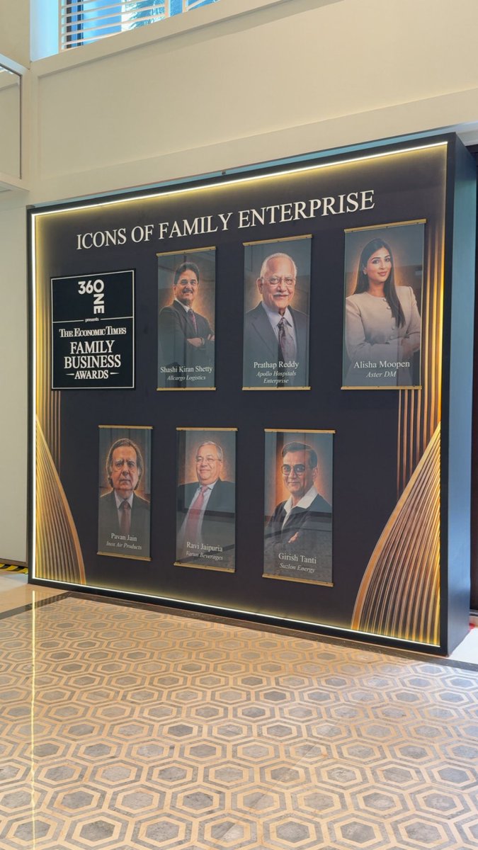 Atul_ET's tweet photo. Winners of the ET Family Business Awards.
@ETFrontRow
@EconomicTimes
#ETFamilyBusinessAwards https://t.co/VDJddPuQds