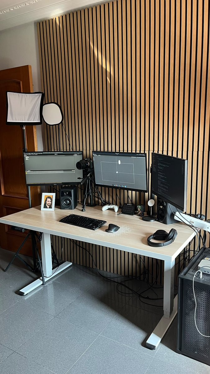 guinxu's tweet photo. Hace tiempo que no subo nada. Estoy preparando mi nuevo setup tras la mudanza. Espero terminar pronto y volver a publicar! https://t.co/3F4Pr1H82m