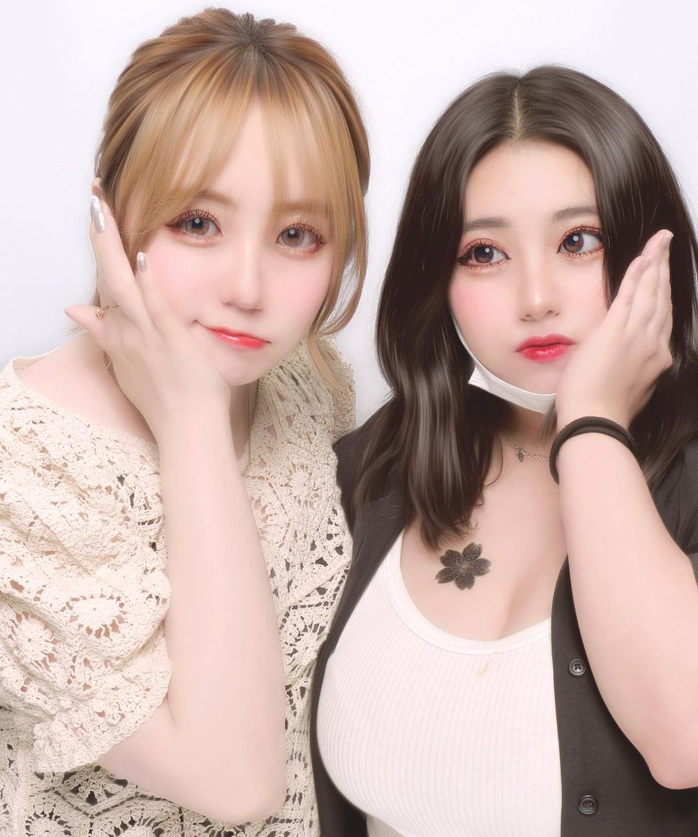 selumiq's tweet photo. 巨乳 https://t.co/ylGT1eVTxk