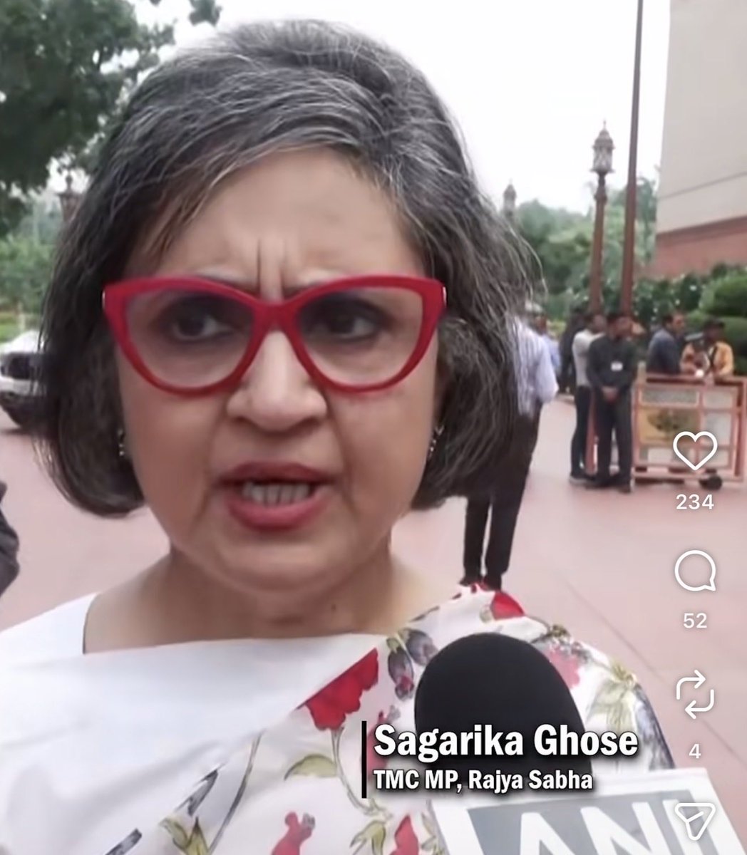 Iyervval's tweet photo. Hello Police!!! This lady stole my glasses https://t.co/wVUm9JW5fZ