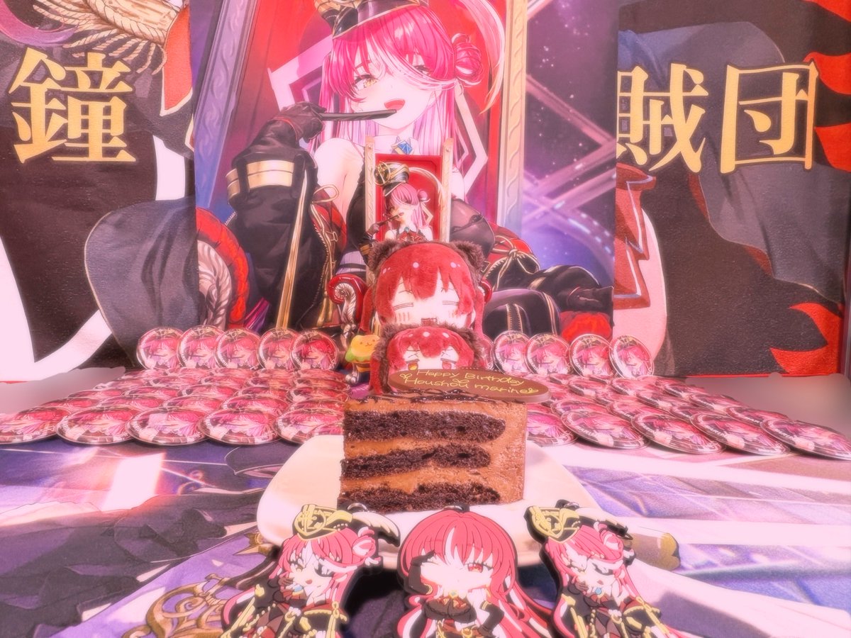 To__2525__oT's tweet photo. 🎉🏴‍☠️🥳𝐇𝐚𝐩𝐩𝐲𝐁𝐢𝐫𝐭𝐡𝐝𝐚𝐲マリン船長🥳🏴‍☠️🎉
自分がマリン船長にハマるきっかけになった三十路衣装メインで撮りました🏴‍☠️
何歳になってもどんな船長でもずーっと大大大好きです！
これからも船長のペースで気ままに航海を続けて行きましょ〜！
 #宝鐘マリン生誕祭2026
 #マリン船長見てください https://t.co/RrEyzri3EV