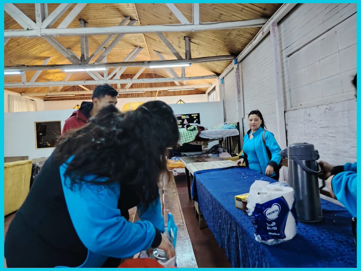 CHICASDECALIPSO's tweet photo. Nosotras siempre pensando en los demás. Nuestras compañeras de la #SextaRegión visito Albergue de la #FundaciónCaritas en #SanFernando,  quienes dan techo a personas en situación  Calle. Gracias. 🩵
#FcChayanneUnConquistadorChile 
#SomosMasQueUnFans 
@CHAYANNEMUSIC 
🤗🙌🤗🙌 https://t.co/uLyG8JG1G1