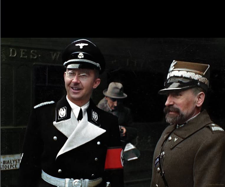 FrennlerSS's tweet photo. Heinrich Himmler and Kordian Zamorski in Warsaw, in the spring of 1939.

That Hugo Boss drip is 🔥🤌🏻 https://t.co/QG0p3Rxc2j