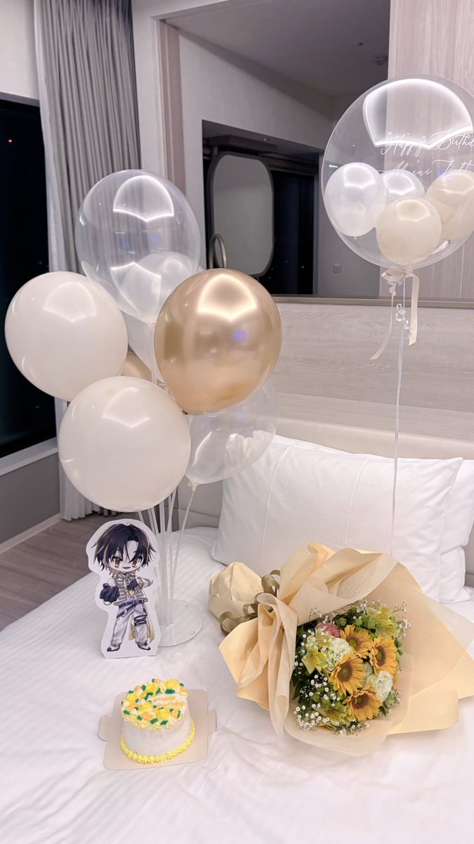 l_ight72m's tweet photo. 𝐻𝑎𝑝𝑝𝑦 𝑏𝑖𝑟𝑡ℎ𝑑𝑎𝑦
　　𝐴𝑘𝑎𝑟𝑢𝑖 𝐿𝑖𝑔ℎ𝑡🥂⋆꙳

#明雷らいと爆誕祭2026 https://t.co/W735vNyRbQ