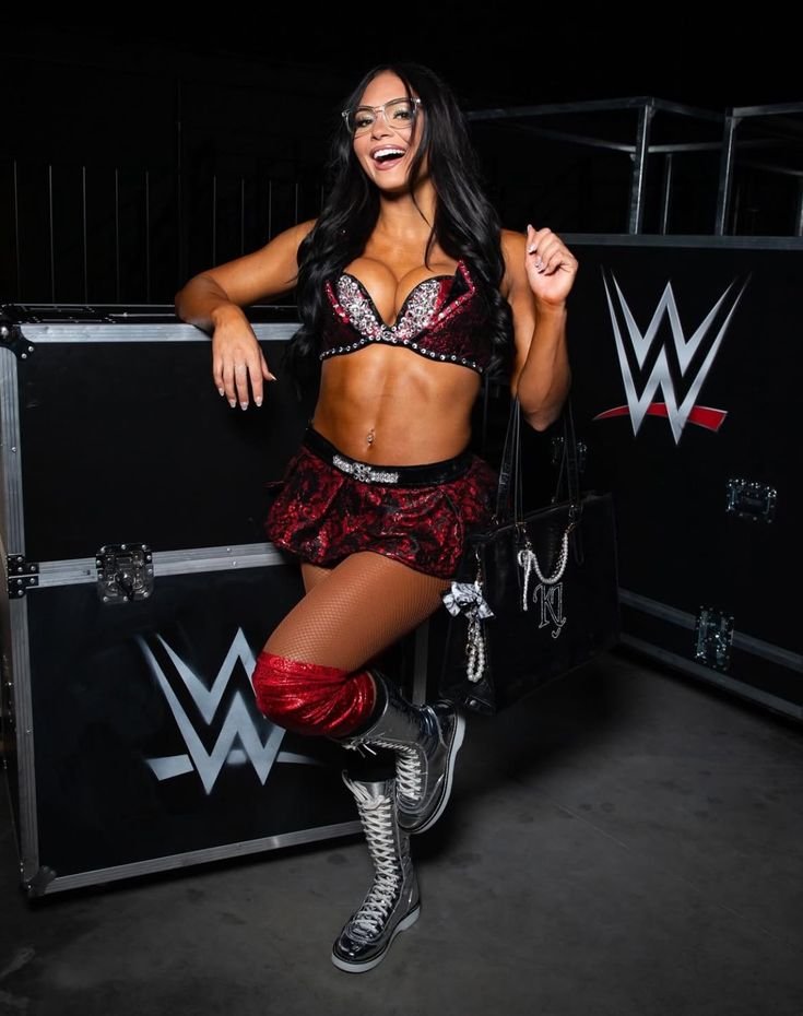 RedrumSenerchia's tweet photo. Wcw to my friend https://t.co/qrsNyztmFa