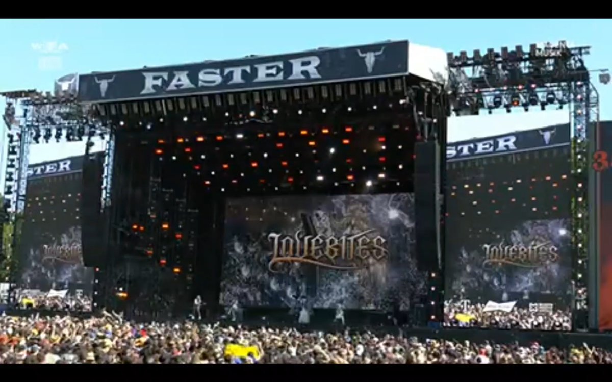 Sygnum8's tweet photo. Lovebites, Wacken 2026に8年振りの凱旋！Europe Tourの真ん中のタイミングで気合いも十分！つい先日、目の前で演奏してくれていたメンバーが大観衆の前で最強メタル炸裂⚡️❤️‍🔥 イケイケな定番曲に堂々と新曲まで披露！演奏もキレッキレだし、Asamiさんの声も調子良き！ 思い入れのある1曲1曲がこの大観衆に放たれて感動の極み🥹

Wackenよ、これが日本🇯🇵が誇る至宝だ‼️本当に凄いよ、ありがとう😭

Famiちゃん、Wackenデビューおめでとう🎉㊗️！