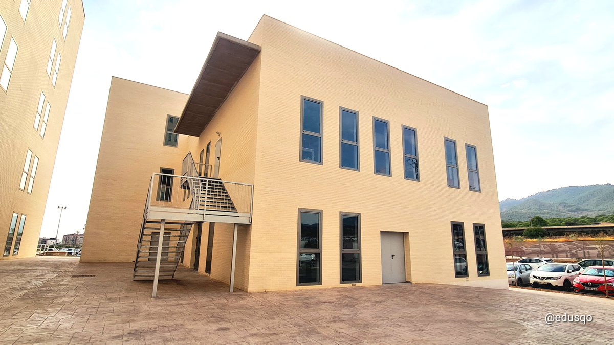 edusqo's tweet photo. "The structure's nothing without people's respect for its meaning". Inauguration of the Simulation Center of @UMU Cirujana Doña Jamila by the President of @regiondemurcia @LopezMirasF, Rector of the University of Murcia @Samuelbaixauli and Mayor @Rebepl.
#MedEd #Training #SBME https://t.co/SX8HAiKqmD