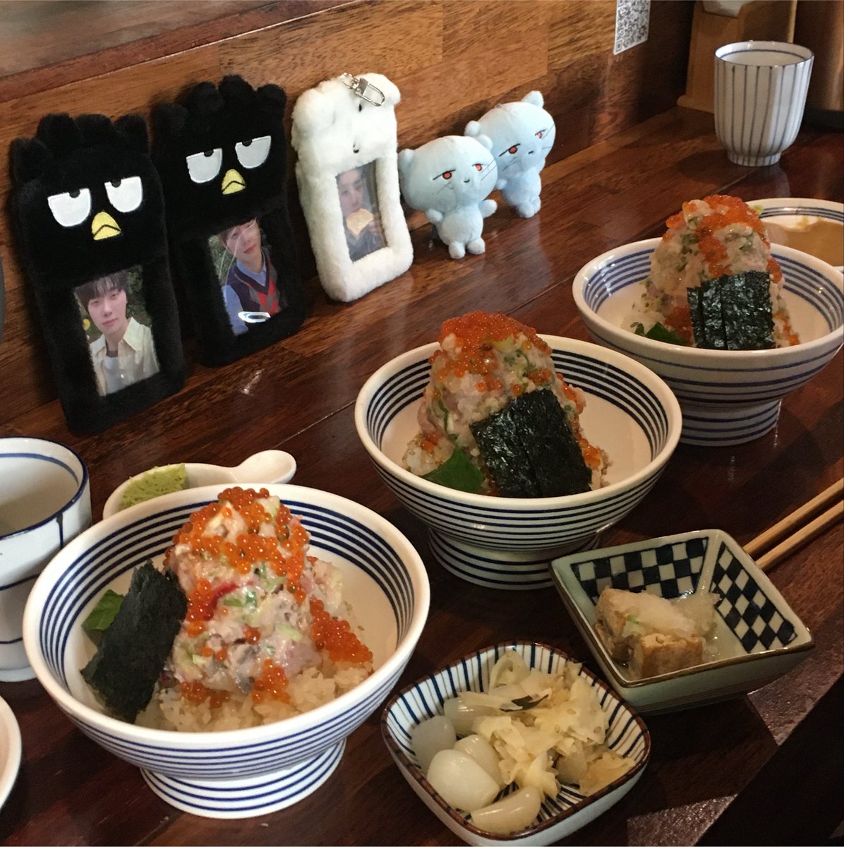 HoneyBBami's tweet photo. 여자 셋이 모여서 하는 짓
말랑이 품평회,마크 랜덤깡,닌텐도 스위치
+맥주 빨리마시기 대회💕 https://t.co/McyTeF9ejN