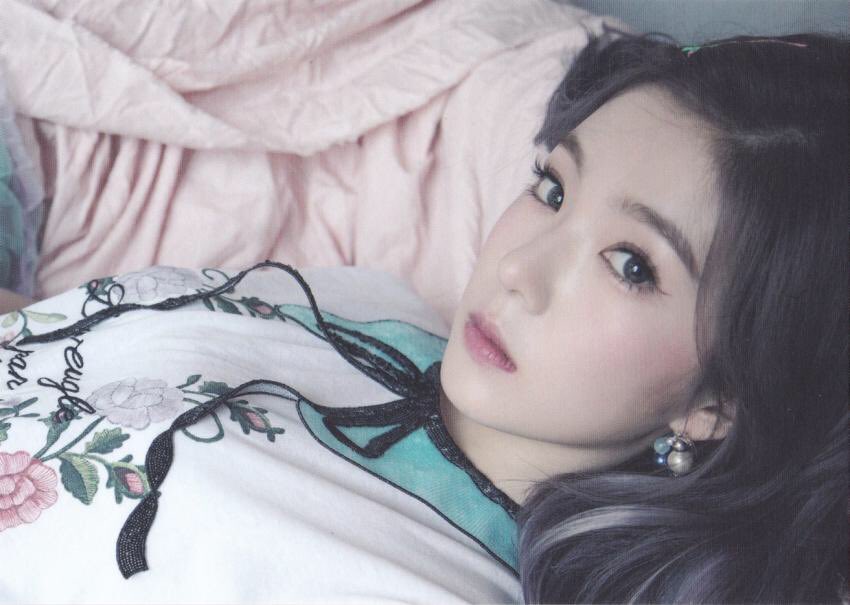 renewba3's tweet photo. 2016                                                    2026 https://t.co/BL1b8rOLGX