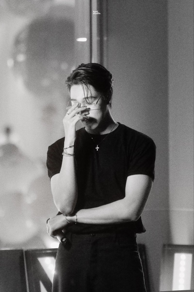 kunistudio's tweet photo. พี่หิรัญมาแล้วครับ

✿ @Hirunkit_ ✿ 

#งานมหกรรมนิยายนานาชาติ2026xSkyNani
290726 : #hirunkit_ https://t.co/AYZui0ZYXY