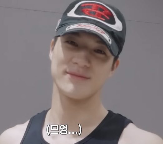 hapqines's tweet photo. THE FACE 🥺                          THE BODY 🫠 https://t.co/vKRFFsCiMH
