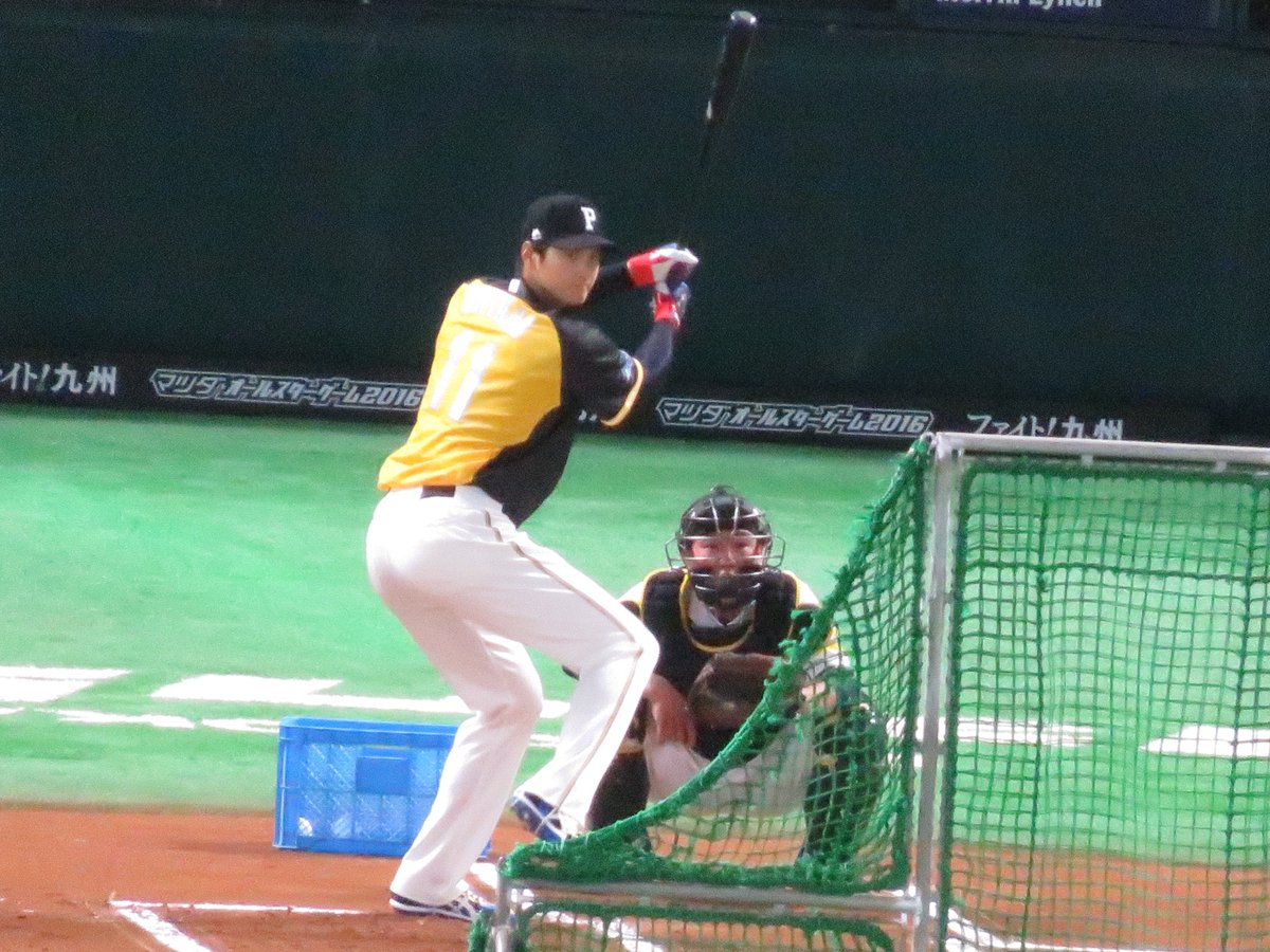 8bitStation's tweet photo. オールスターだったから昔の写真見直したらまだ日本ハムにいたときの大谷さん撮ってた
当時もすごい選手だったけど今じゃその何倍もすごい選手に（語彙力） https://t.co/jOJnt3i6zx