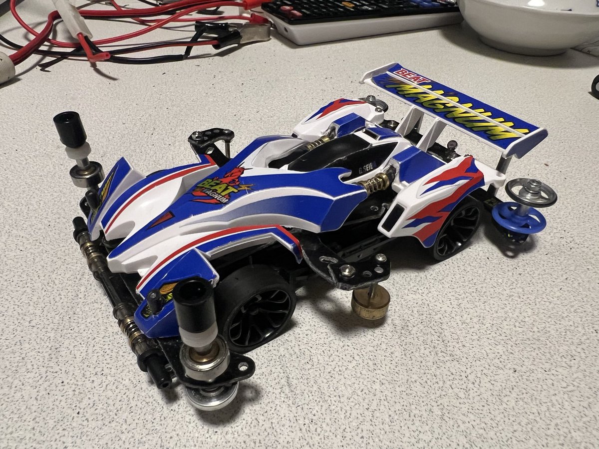 dds_cerberus_h's tweet photo. フレキ2号機今回はビートマグナムを真ん中でぶった切りでドラゴンサスペンション仕様 https://t.co/6oUPuCI9TL