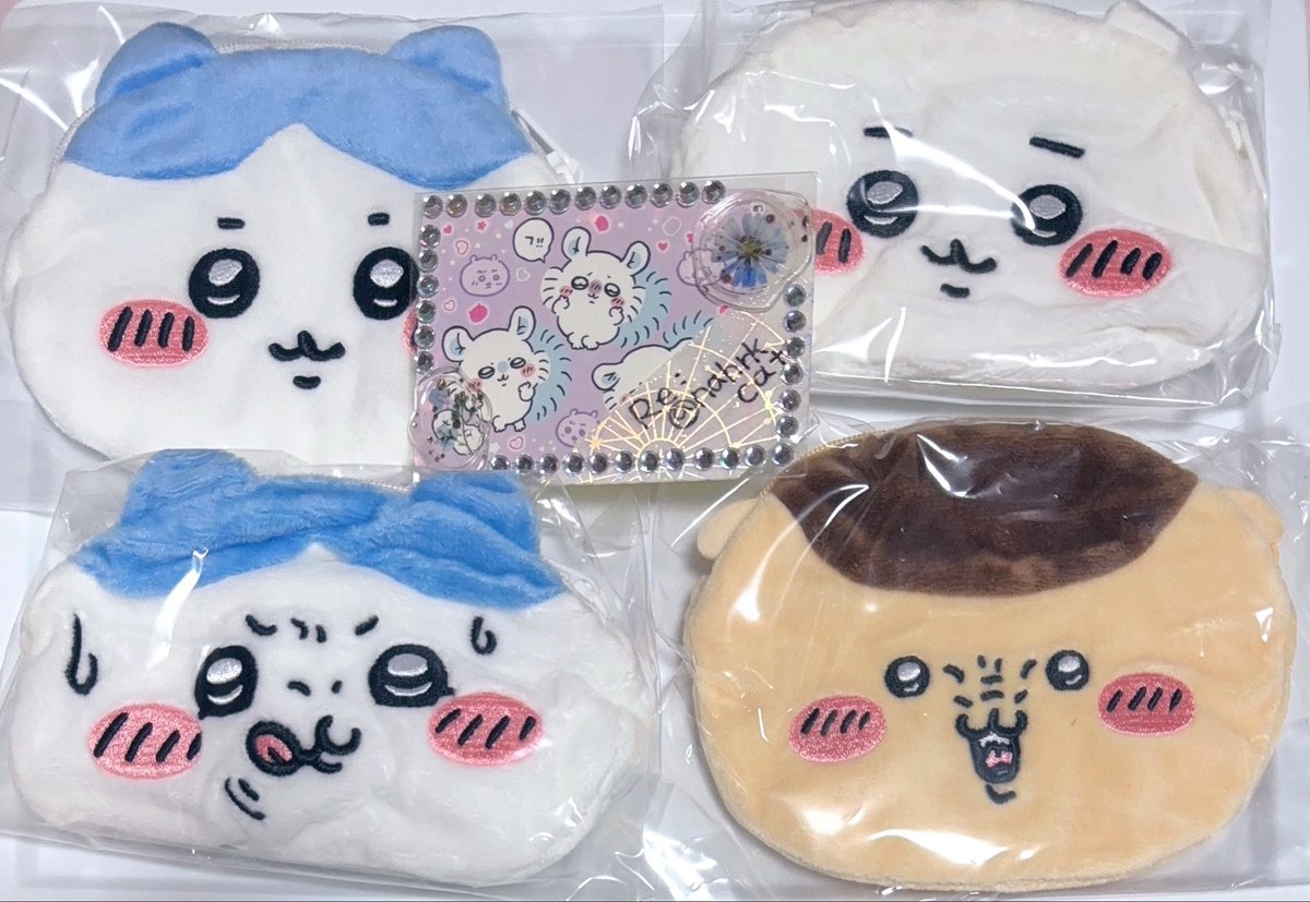 nahrkcat's tweet photo. 【交換】ちいかわ おかお ポーチ 明日もがんばるぞ！編

譲)ちいかわ (ニコ)、ハチワレ(ニコ.ペロッ)、くりまんじゅう

求)モモンガ

郵送交換になります。検索からもお気軽にお声掛け下さい。よろしくお願い致します。 https://t.co/Lgb1T1EXOG