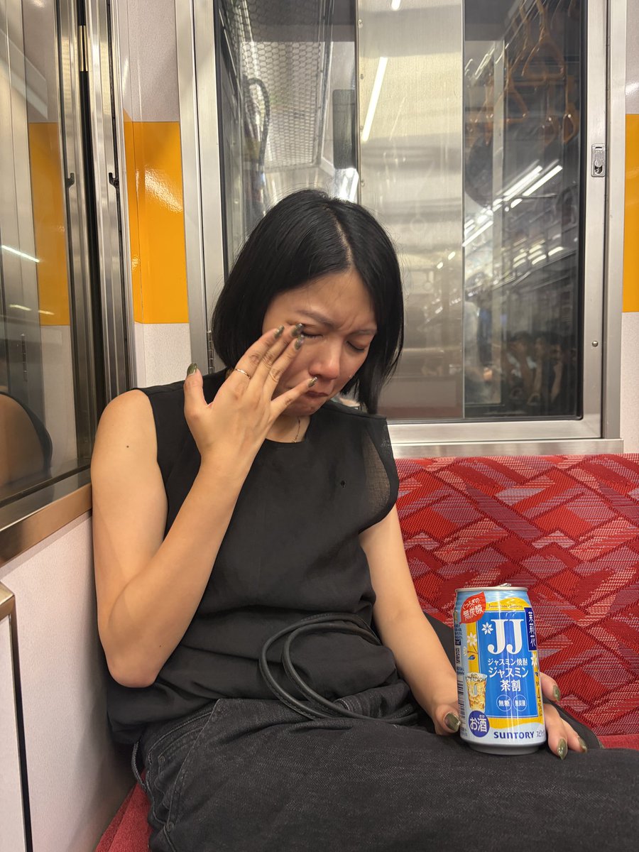 fragngt's tweet photo. 人生で初めて弟の彼女に会ってふつうに泣いてます ラブリーの彼女はふつうにラブリーだろふざけんな https://t.co/NM7wixjacd