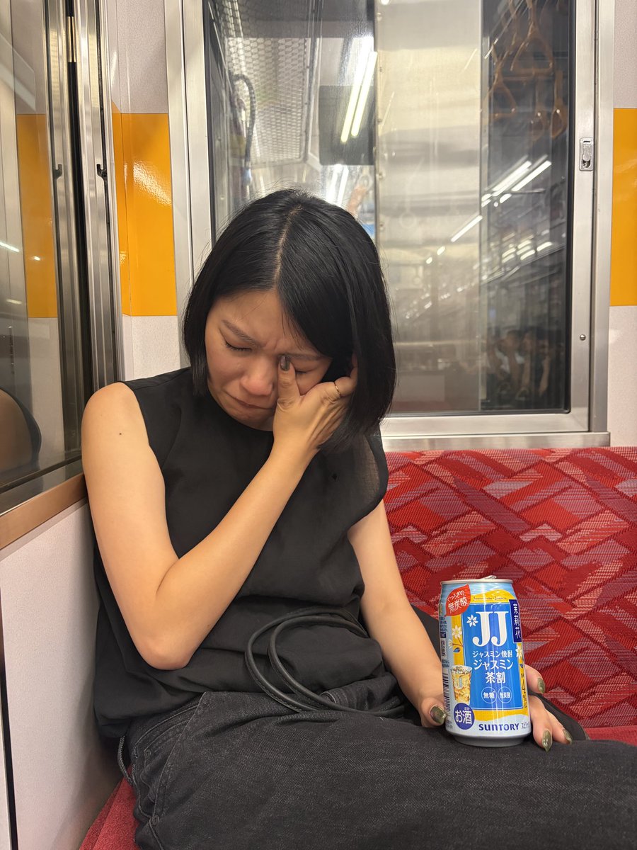 fragngt's tweet photo. 人生で初めて弟の彼女に会ってふつうに泣いてます ラブリーの彼女はふつうにラブリーだろふざけんな https://t.co/NM7wixjacd