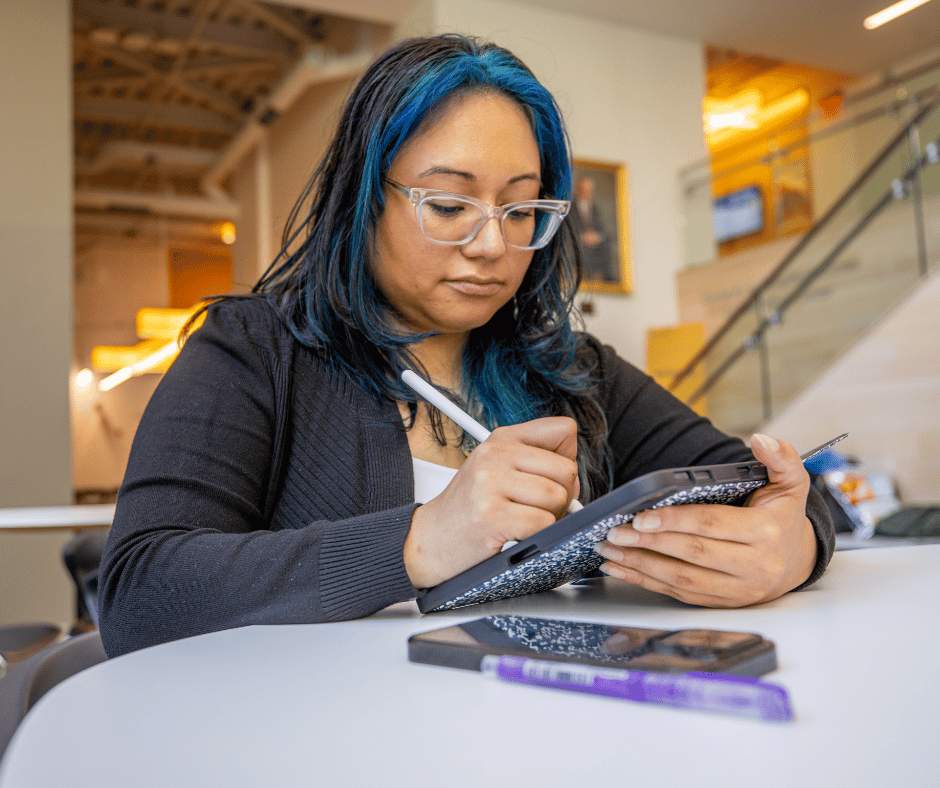 JWUOnline's tweet photo. Thinking of applying to JWU Online? We can help you take the steps needed to prepare for the next start date, August 24. From our streamlined application process and online learning format to our dedicated support, learn why JWU Online is right for you.
https://t.co/rpeUpk9ET7 https://t.co/1gK0xlLIOZ