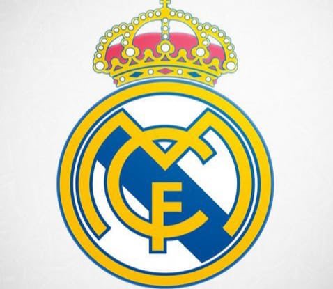 City_Dren's tweet photo. 🚨 Toni Kroos on Rodri's potential move to Real Madrid:

🗣️ "If Rodri joins Real Madrid, I might have to come out of retirement just to play alongside him. Maybe he'll teach me a few things about becoming a complete midfielder." (Laughs.)

"I remember after one of our Champions League games against Manchester City, I joked with him that he'd copied my style - even down to tucking his shirt into his shorts. We both laughed about it, but the truth is he's a player every midfielder can learn from.

Out of all the names linked with José Mourinho's project, Rodri is the one I'd love to see most. Just imagine Rodri and Bernardo Silva controlling Madrid's midfield. At that point, you're bringing a little bit of Pep Guardiola's Manchester City into the Bernabéu.

People will talk about the transfer fee, but some players are simply priceless. A Ballon d'Or winner, a World Cup winner and one of the best midfielders of this generation - you don't negotiate too much over that quality.

Honestly, if helping the deal means convincing Manchester City with another player like Ayyoub Bouaddi... maybe I should join the board for a few days!" (Laughs.)