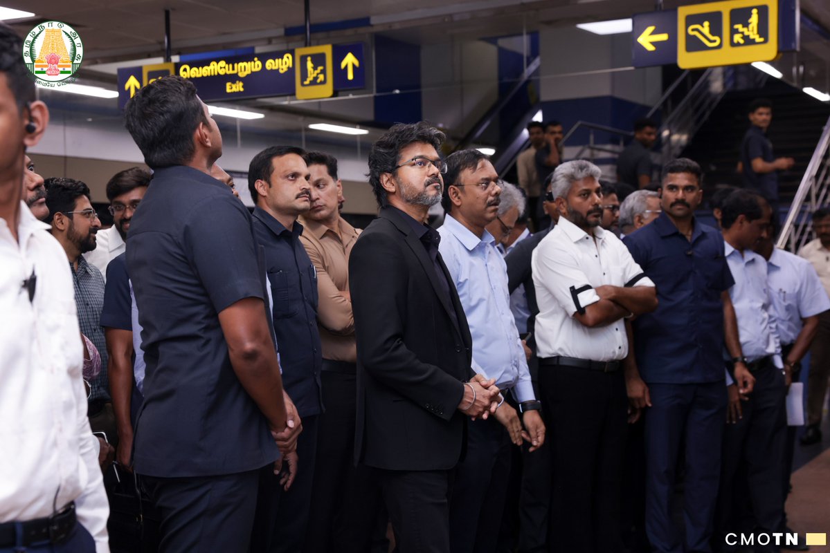 CMOTamilnadu's tweet photo. மாண்புமிகு தமிழ்நாடு முதலமைச்சர் திரு.ச.ஜோசப் விஜய் அவர்கள் இன்று (29.7.2026) சென்னை மெட்ரோ இரயிலில் பயணம் செய்து, சென்னை மெட்ரோ இரயில் திட்டப்  பணிகளின் முன்னேற்றம், முக்கிய கட்டுமானப் பணிகள், புதிய வழித்தடத்தில் இரயில்களை இயக்குவதற்கான சோதனை ஓட்டம் மற்றும் எதிர்கால மெட்ரோ இரயில் திட்டங்களின்  நிலை குறித்து விரிவாக ஆய்வு மேற்கொண்டார்.

#CMJosephVijay‌