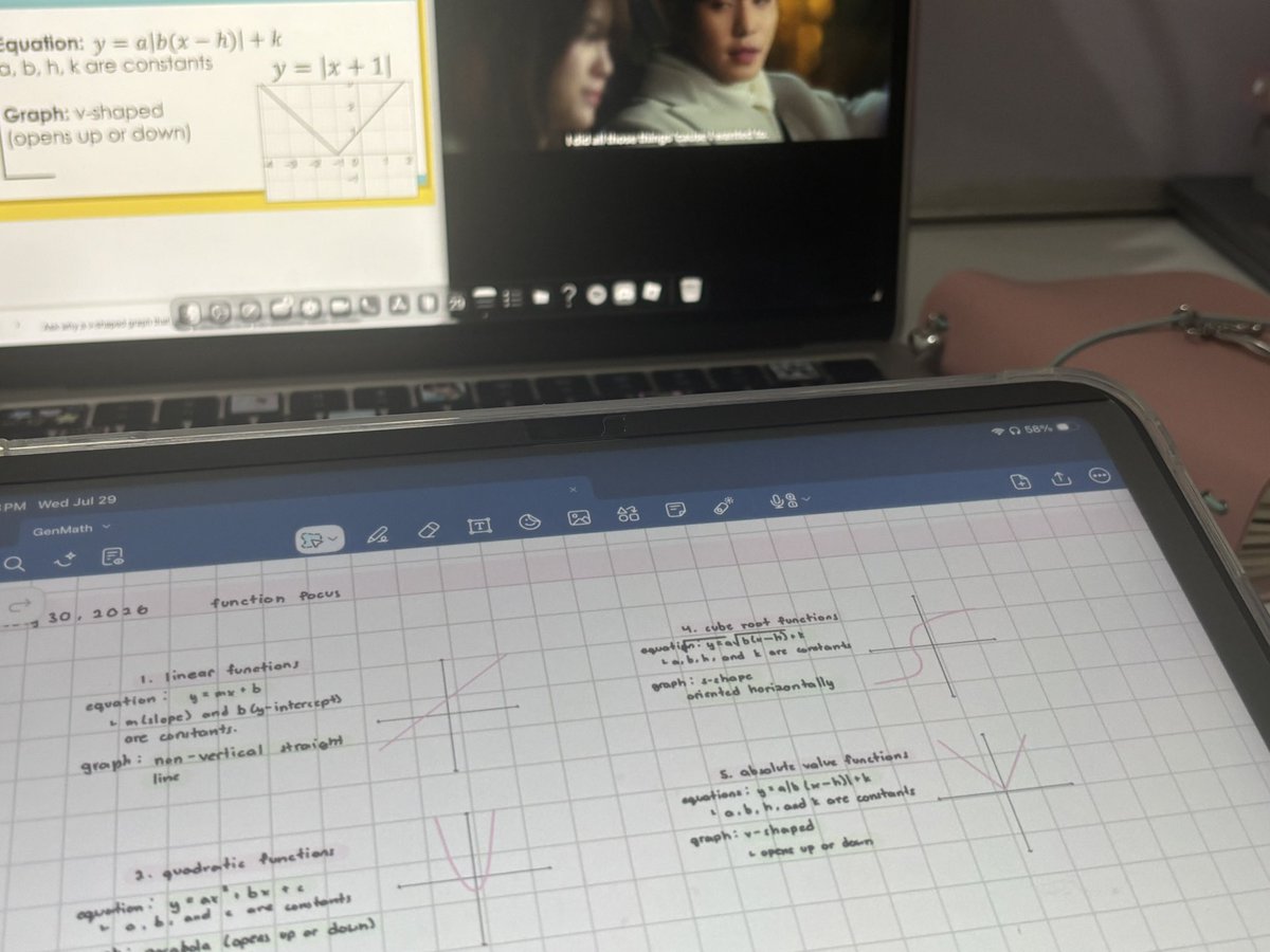 chewichuu's tweet photo. study sesh w/ a side of k-drama ^__^ !! https://t.co/6Lv0PK6CFq