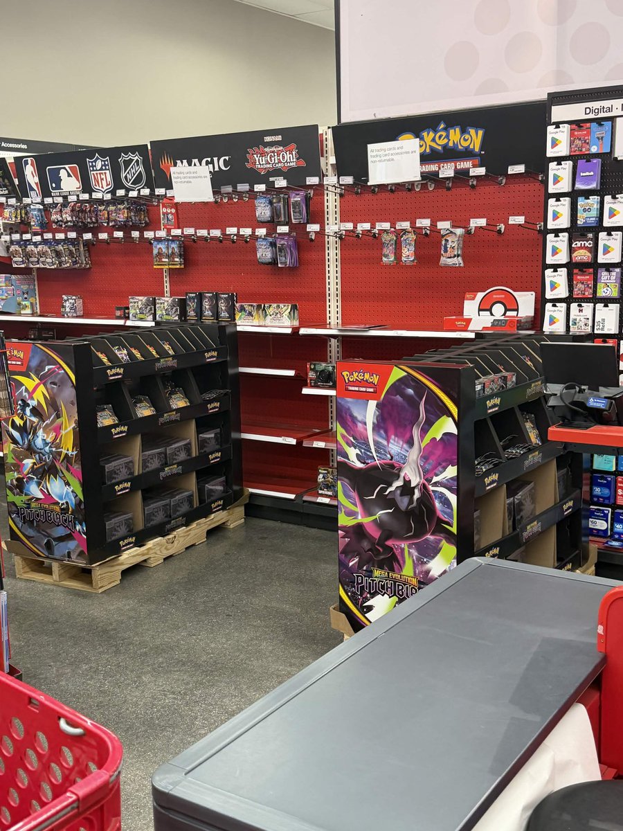 TCG_IE_RESTOCKS's tweet photo. Target Lugonia Ave
Redlands, California
8:10am 07/29/2026

ALOT of pitch black swing by and get some if you’re looking for it

Only here at IE TCG RESTOCKS

@pok_re92689 https://t.co/rZuaYNgP0u