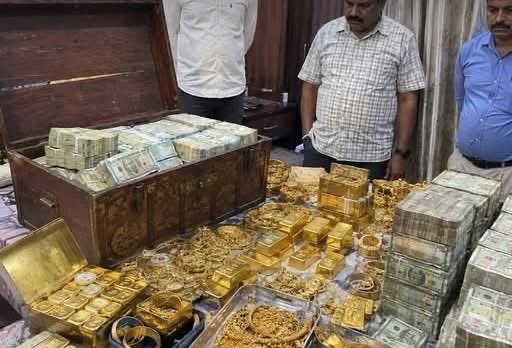 rishibagree's tweet photo. Raid any low-level TMC leader in Bengal, and this kind of loot tumbles out https://t.co/hHHDIxXw08