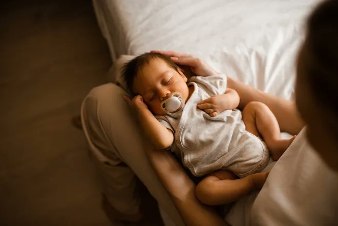 UNTnews's tweet photo. Hoping to help your baby sleep through the night? #UNT professor emeritus Wendy Middlemiss shares expert tips for sleep training in @USATODAY. Read more: https://t.co/oxUw8Y2iKK https://t.co/yox1MoqXIM