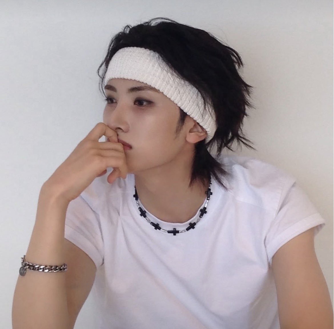 tiramiseeun's tweet photo. WHAT THE FUC https://t.co/XW7aSSRAKQ