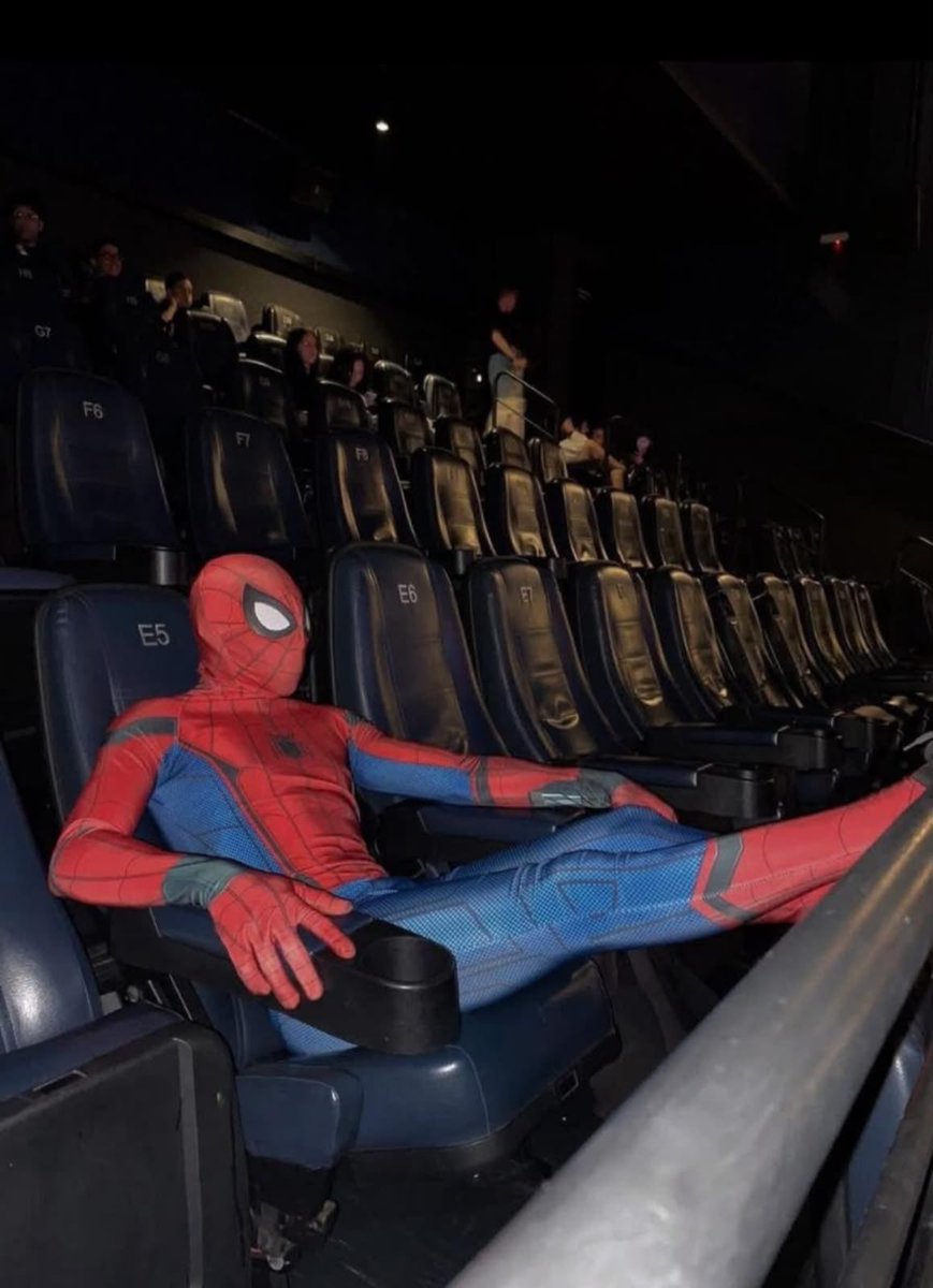 newton_mmi's tweet photo. we outside!🕸️🕷️
#SpiderManBrandNewDay https://t.co/vT8Qkx8hk8