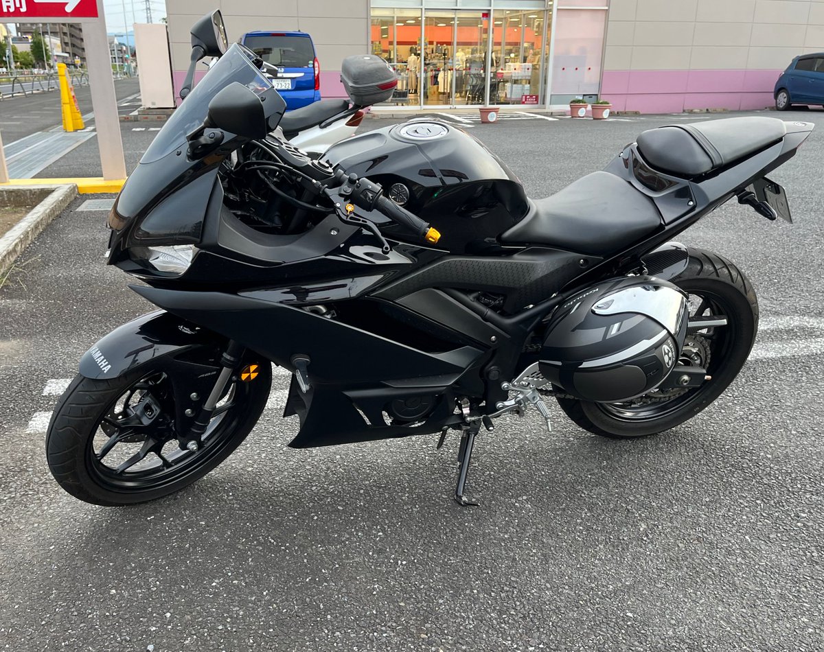 jidoushatounan's tweet photo. 【バイク盗難情報】東京都八王子市大塚でヤマハ YZF-R25の盗難被害がありました！
近隣の方はご注意ください！

■車種：ヤマハ YZF-R25
■日時：2026年7月29日 10:25 〜 2026年7月29日 11:45
■被害場所：東京都八王子市大塚
■ナンバー：1八王子 き 9895
■特徴：カスタム箇所:フェンダーレス、バーエンド、レバー、カーボンリアフェンダー、タンクパッド。

■オーナー（投稿主）コメント：八王子の方どんな情報でも構わないので連絡お願いします🙇🙇🙇拡散だけでもどうかお願いします🙏🙏🙏
■オーナー（投稿主）連絡先：@pdrgs5

詳細URLと拡散用動画はリプ欄です
#拡散希望 ご協力お願いします！