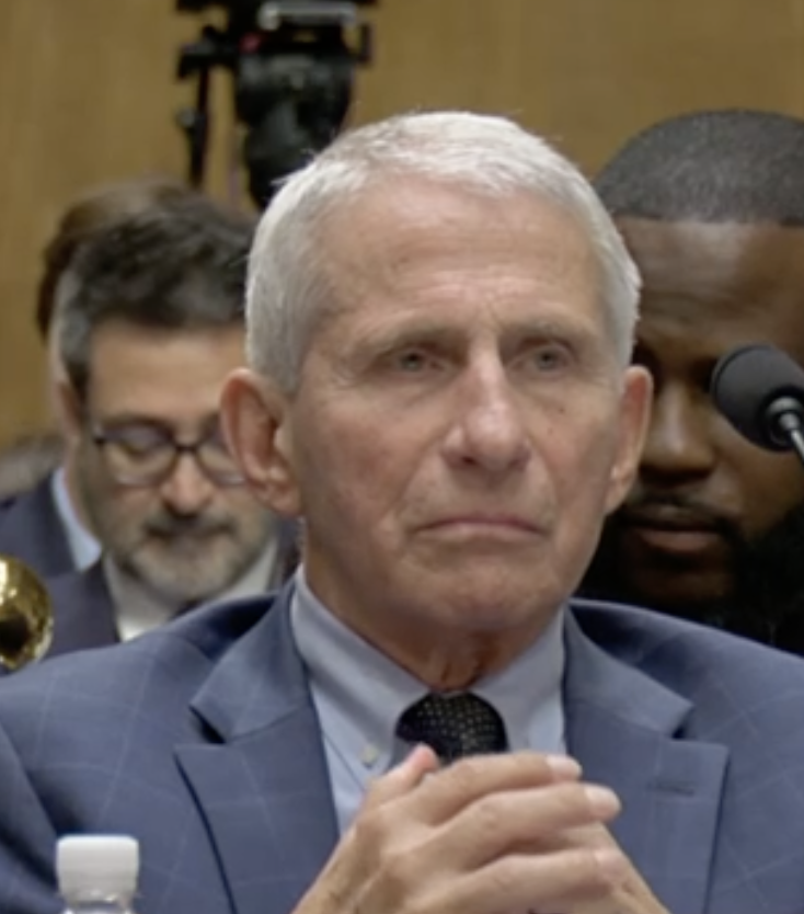 dr_johnny_fever's tweet photo. Fauci is nervous. His body language tells all. https://t.co/DP1bavJE3g
