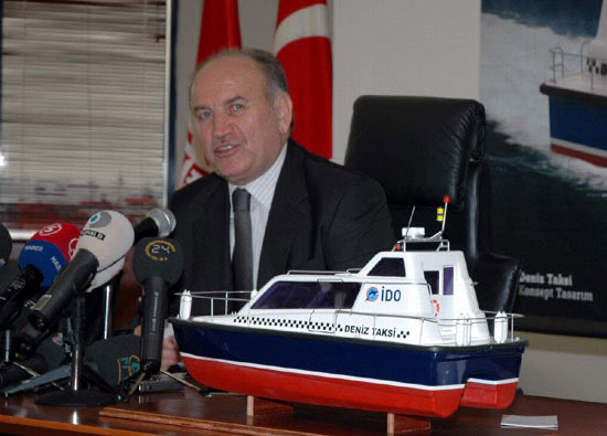 archerkanaltug's tweet photo. @nihatsirdar Deniz taksiler rahmetli Kadir Topbaş zamanında hizmete başladı atıyorsunuz ya  tutarsa ! nasıl olsa yalanını alacak bir kitle hazır her her zaman ? Aynı ahbap da olduğu gibi yalan bilgilerle algı oluşturma çabası her olayda aynı tepki at yalanı tutarsa 🤬 https://t.co/DmjWNEMhh6