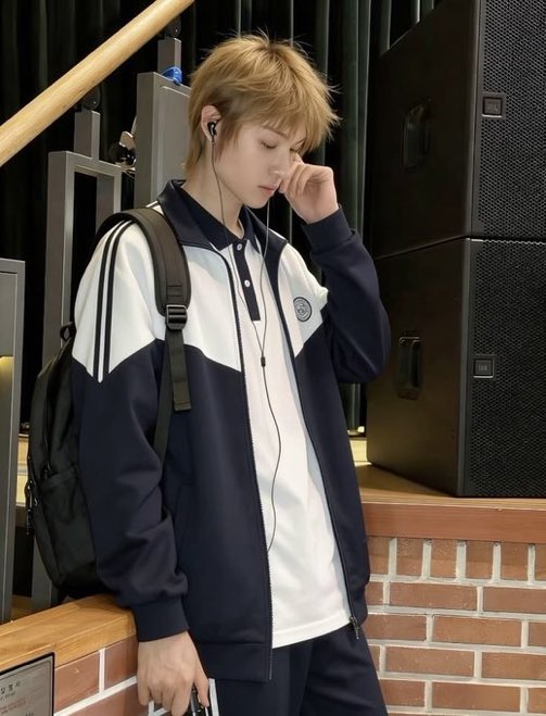 teppanyakeon's tweet photo. anjg foto apaan ini pasti AI😭☝🏼 https://t.co/oiwswjIwQe