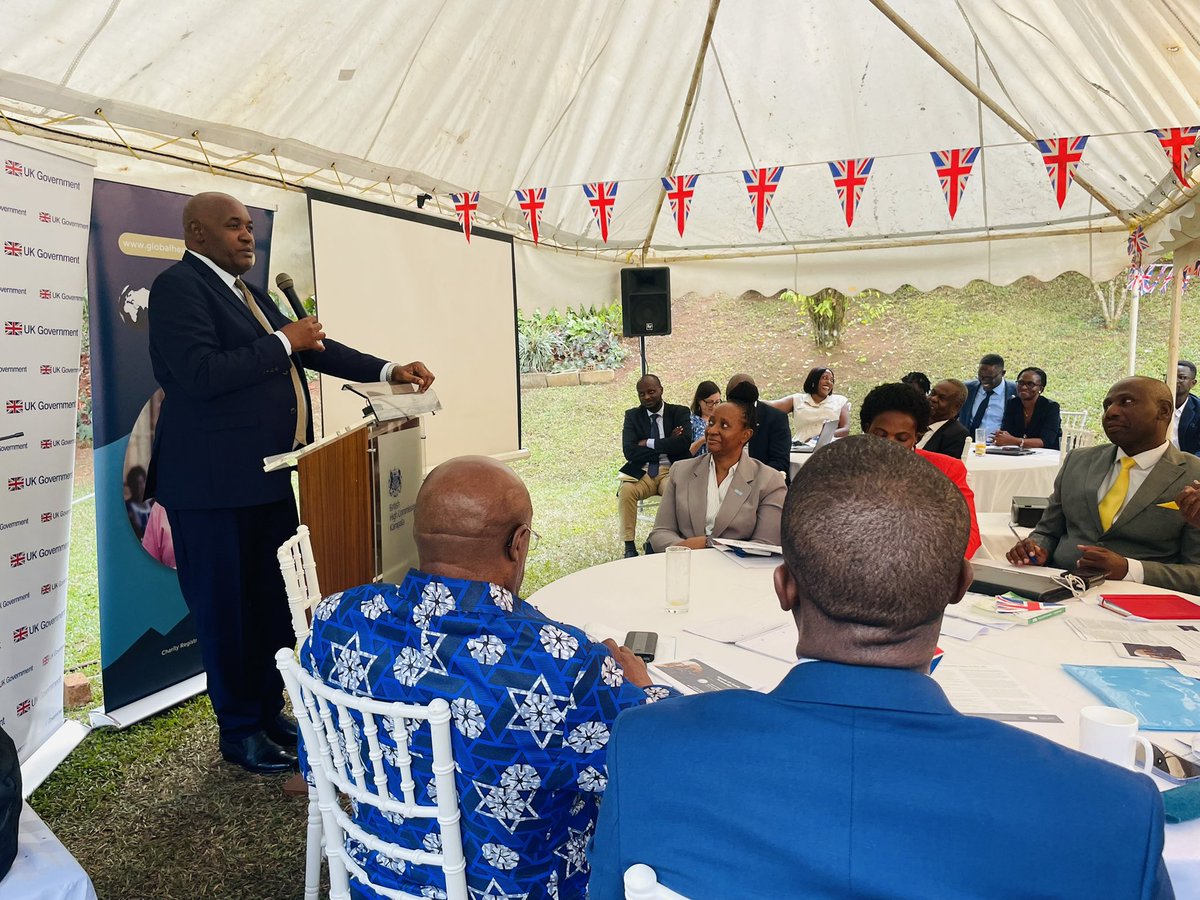 UKinUganda's tweet photo. What does a strong 🇬🇧-🇺🇬 health partnership look like

✅ 200+ healthcare workers participating in monthly NHS-MoH clinical learning sessions 
✅ 320+ nurses trained in critical care ✅ 🇺🇬’s first successful paediatric kidney transplant 
✅ £28m+ invested in outbreak response +📈 https://t.co/6e0Z1KxNjV