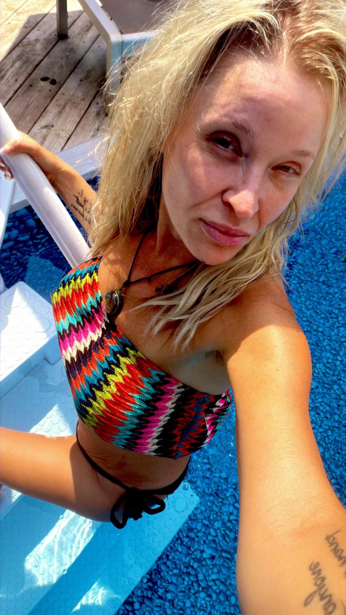 MiniDolly74's tweet photo. Straight from the bed to the pool!!! 🦋🦋🦋🧩#MentalWellness #cptsd #pooltherapy #nomakeup
#51 https://t.co/JpccbSPVmU
