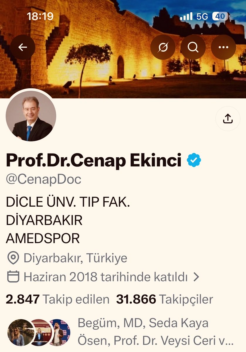 SeyitYucel06's tweet photo. ✏️Bunu yazan adam Tıp Fakültesinde öğretim üyesi.
Bunun eline düşecek asker ve polisimizin hali ne olur?

📌İşte bu gibi sebeplerden ötürü ASKERİ HASTANELER derhal açılmalıdır! https://t.co/ltQ2o8Ukko